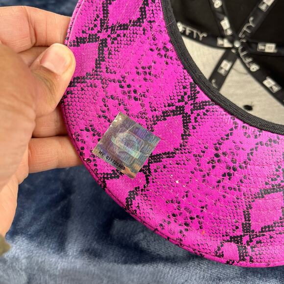 Chicago Bulls Hat Snakeskin Style New Era 9Fifty Strapback Hardwood Classics NBA - Picture 9 of 14